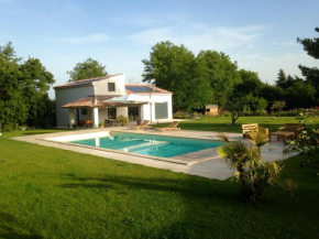 Villa charmante à Eyragues avec piscine privée